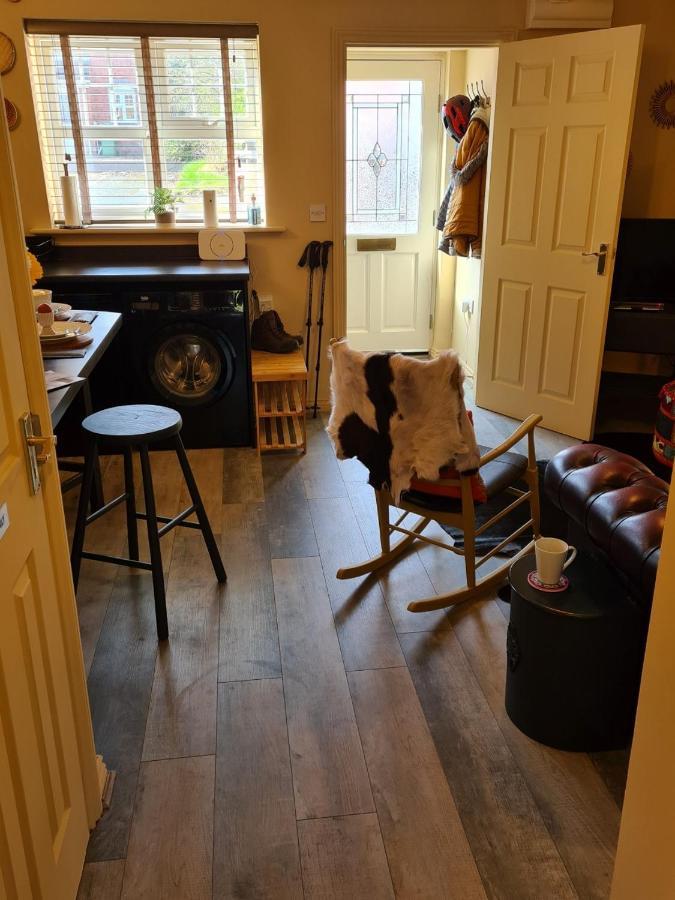 The Shambles By Spires Accommodation A Boho Styled Place To Stay Just 3 Miles From Birches Valley Visitors Centre Cannock Chase Rugeley Exterior photo