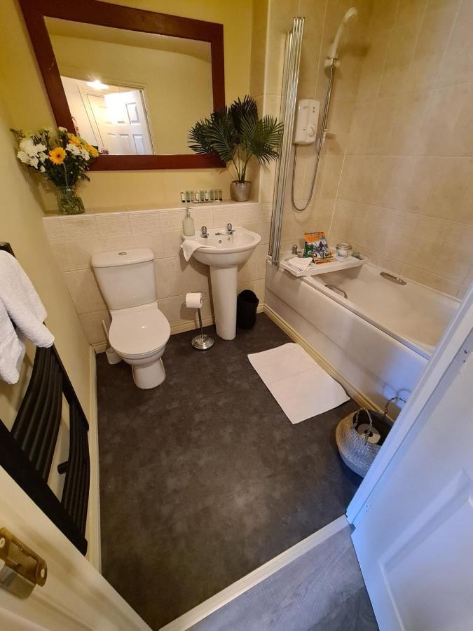 The Shambles By Spires Accommodation A Boho Styled Place To Stay Just 3 Miles From Birches Valley Visitors Centre Cannock Chase Rugeley Exterior photo